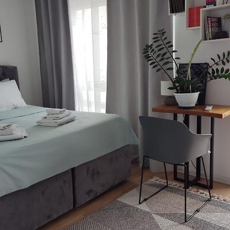 Vesta Apartment Tuzla - Across Bcc Shopping Mall Bagian luar foto
